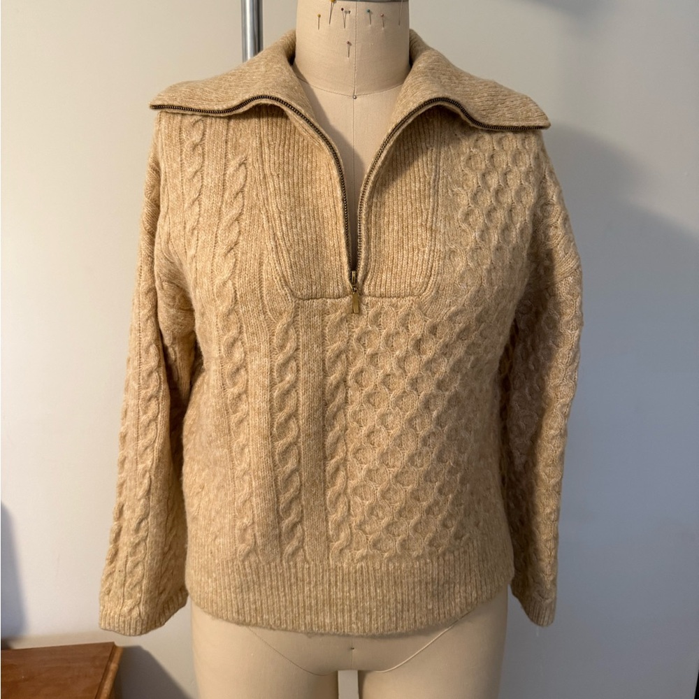 Abercrombie & Fitch Cable Half Zip Collared Sweater